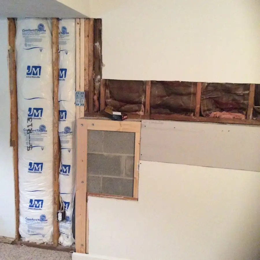Wall insulation replacement during Structural Drying in Mountainside